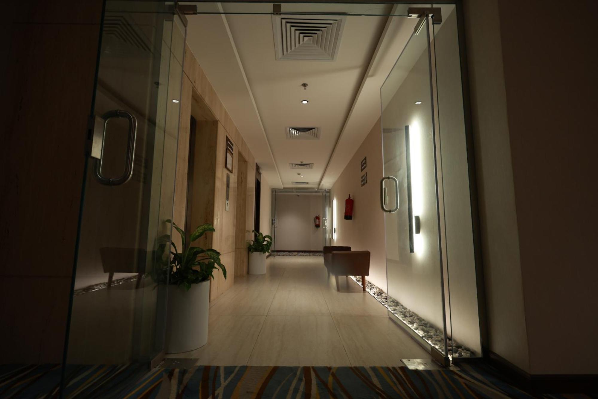 Samt Inn Hotel Rijád Kültér fotó
