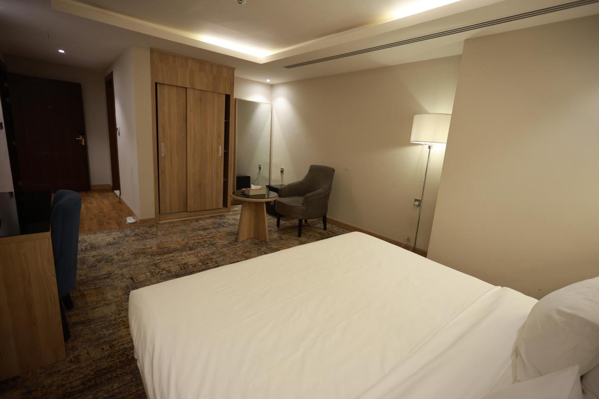 Samt Inn Hotel Rijád Kültér fotó