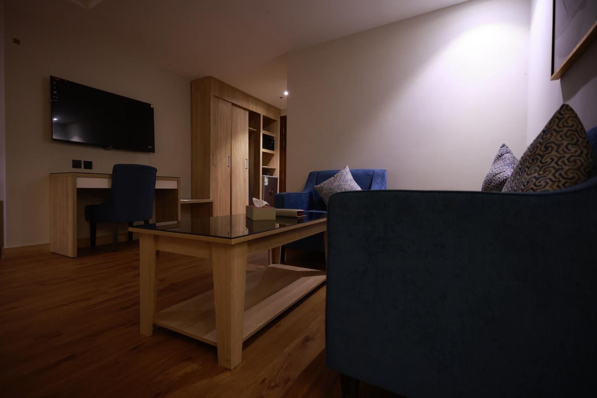 Samt Inn Hotel Rijád Kültér fotó